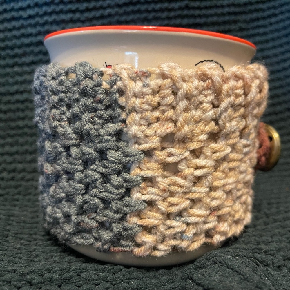 Handmade crochet Mug Cozy in Blue-Gray and Cream